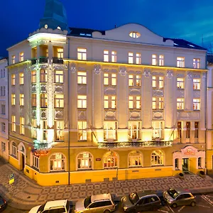 Theatrino 4*, Prag Tjeckien