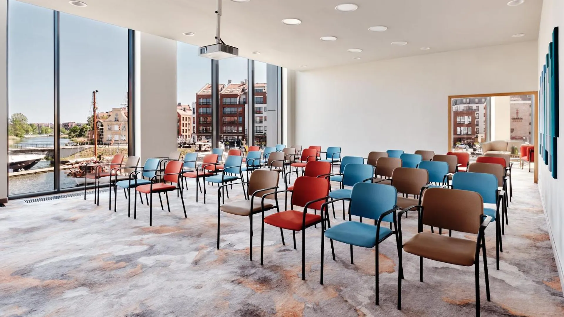 Holiday Inn Gdansk - City Centre By Ihg