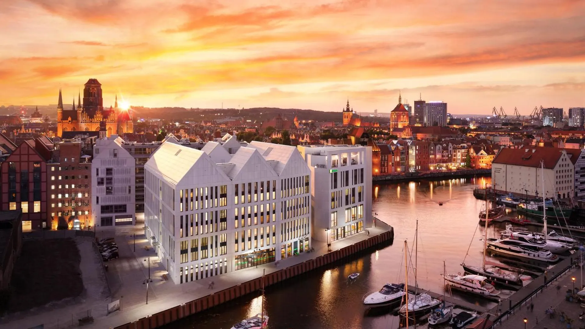 Holiday Inn Gdansk - City Centre By Ihg Hotel